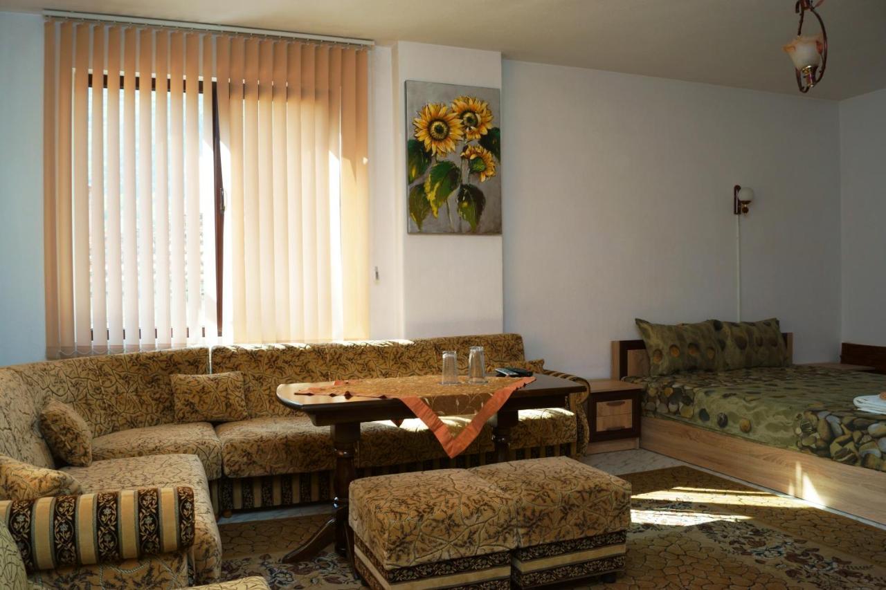 Guest House Perla Bačkovo Exteriér fotografie