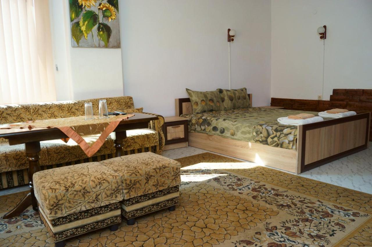 Guest House Perla Bačkovo Exteriér fotografie